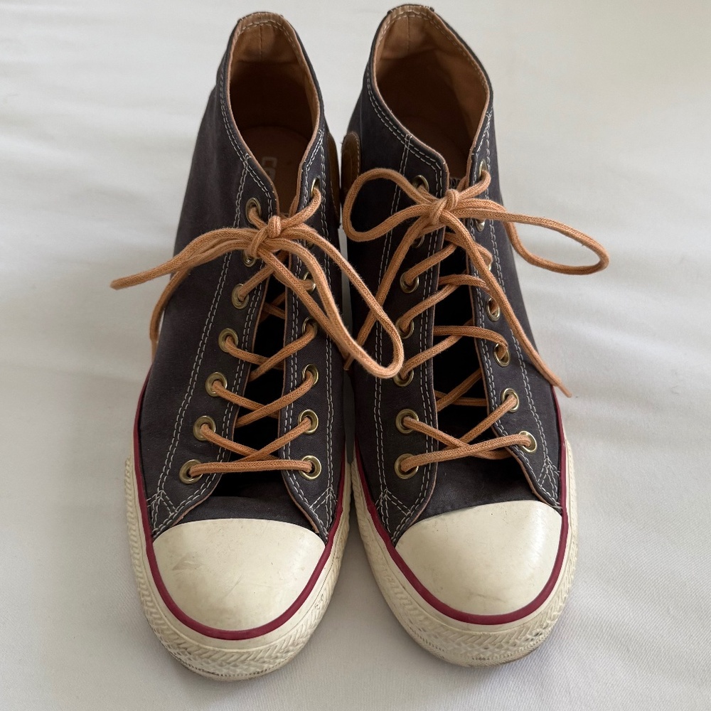 NWT Converse Chuck Taylor Lux Mid Wedge Sneakers size 10.5